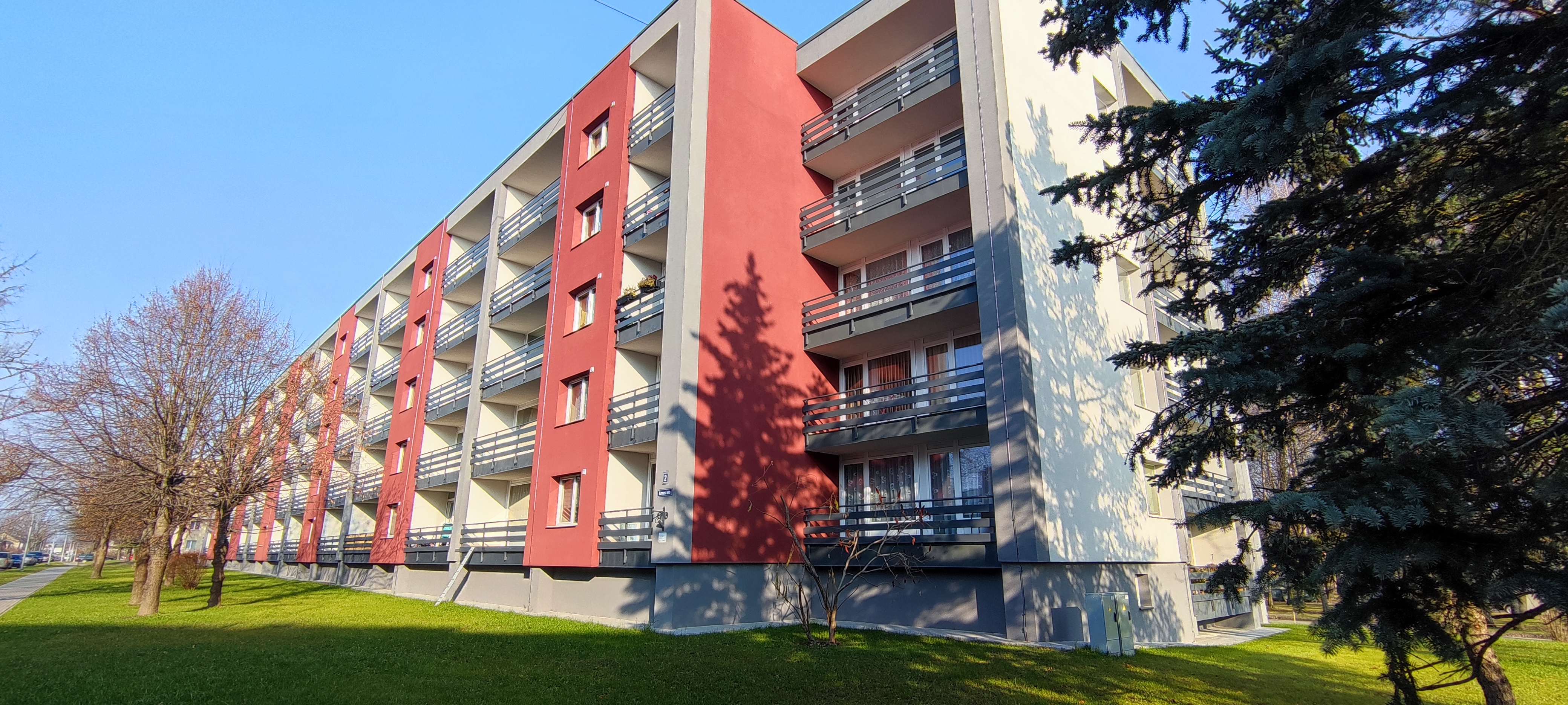 Energy efficiency improvement construction works at Annas Street 2, Valmiera